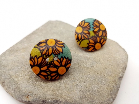 Preview: Sonnenblumen Holzknopf Ohrstecker